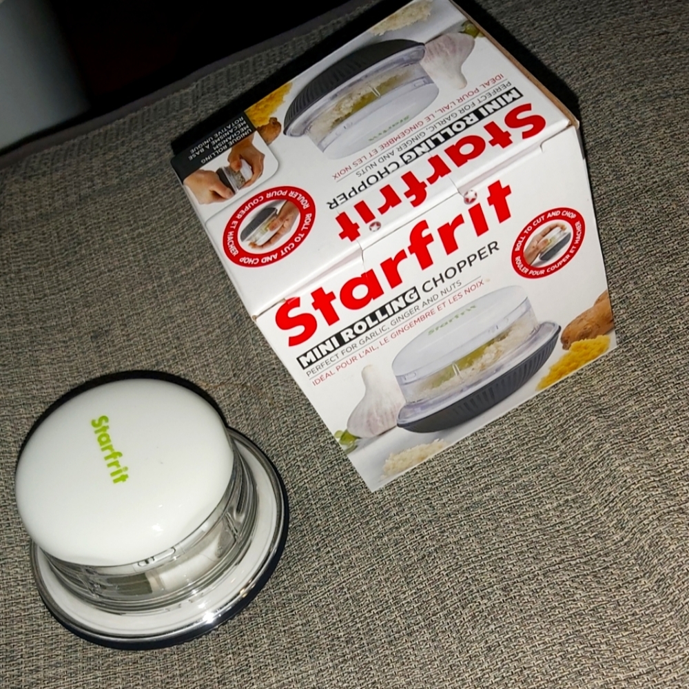 Starfrit rolling mini chopper